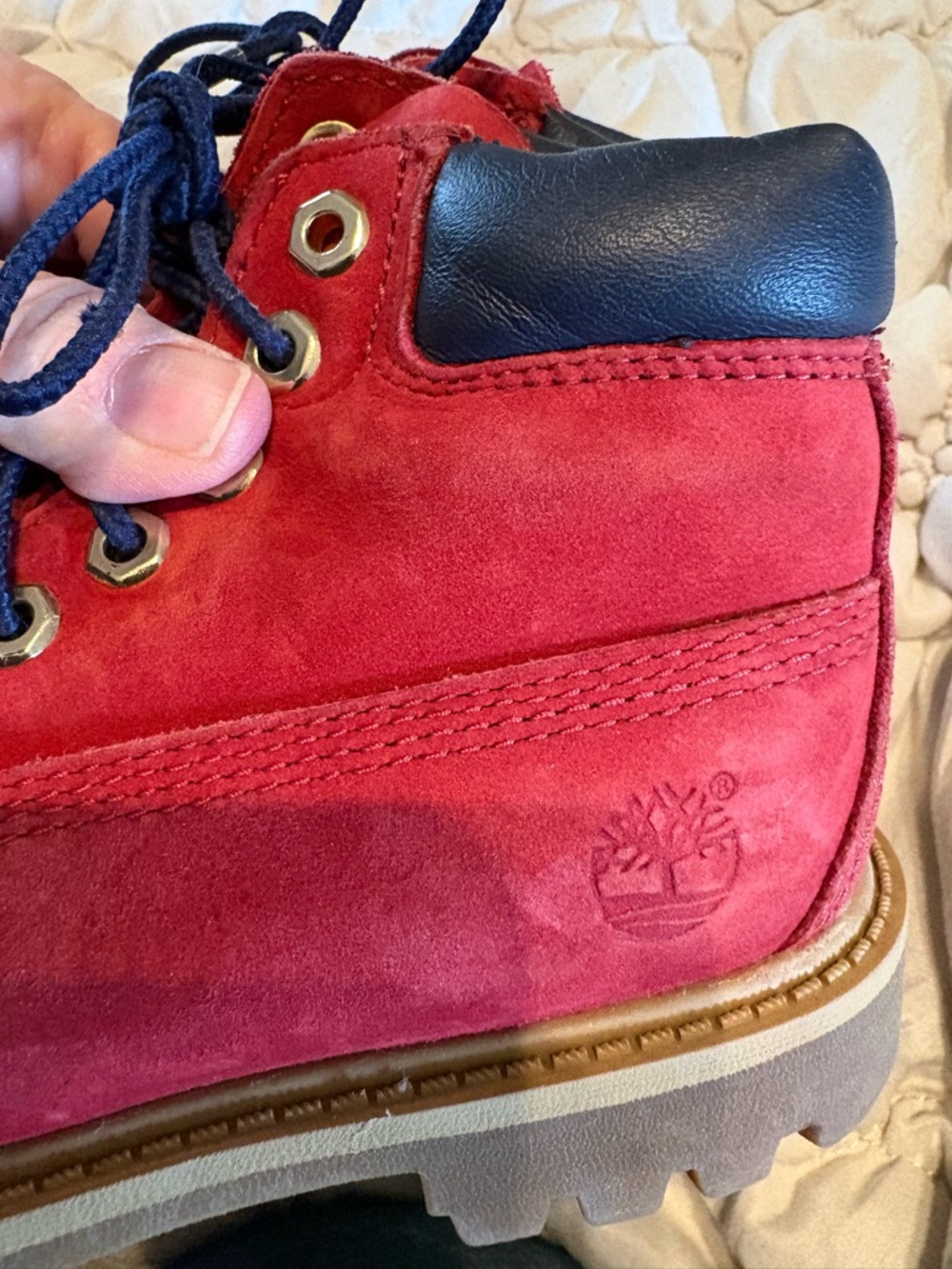 Timberland Red Suede Kids' Boots with Blue Laces - Picture 6 of 13